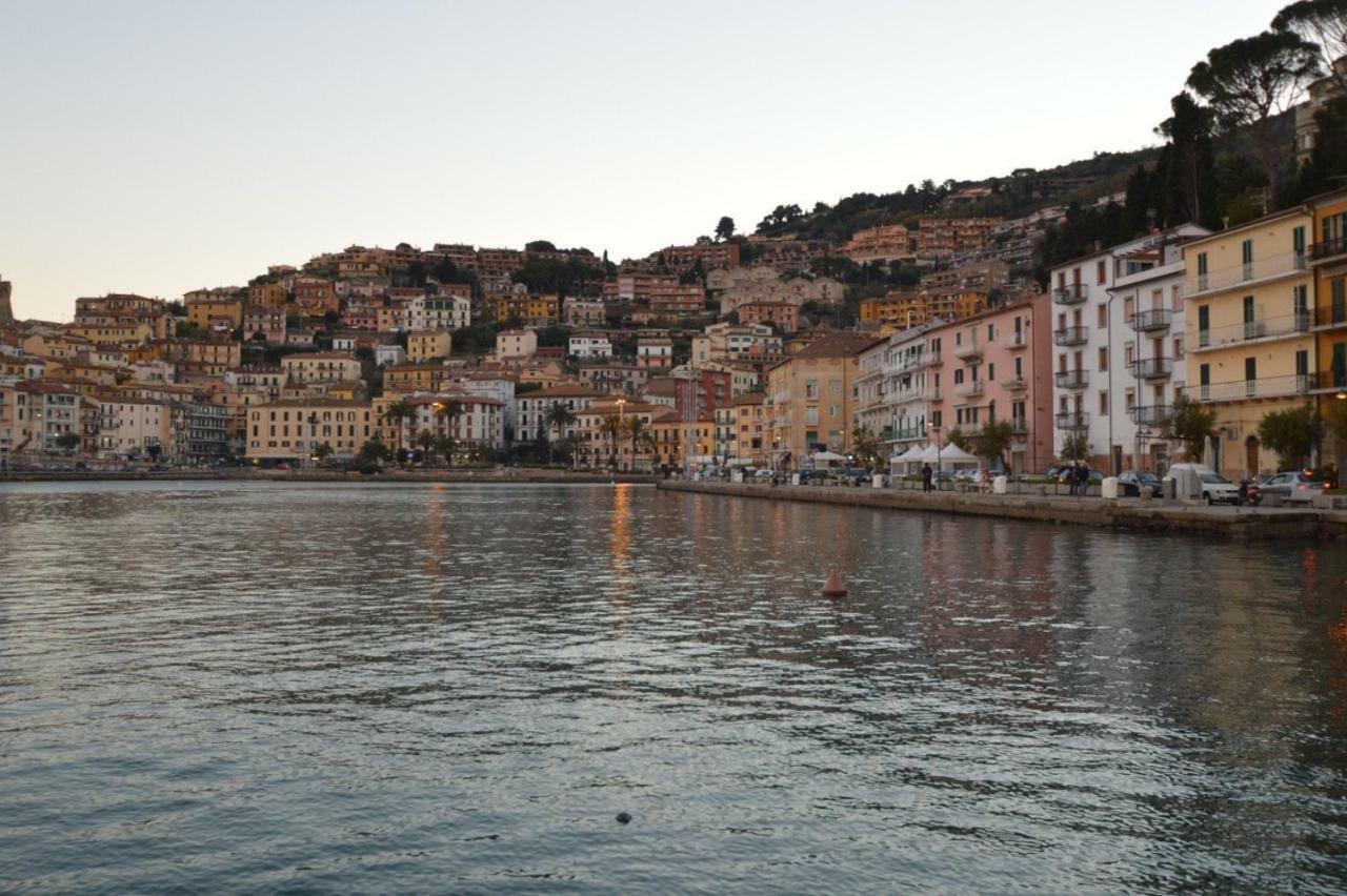 Little White House Apartment Porto Santo Stefano  Exterior photo